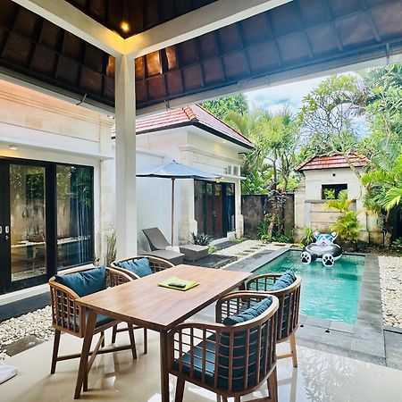 Villa Banua Seminyak Екстер'єр фото
